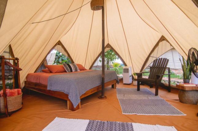 Holos Retreat Center: The Entire Ridge Basecamp Baru Екстер'єр фото